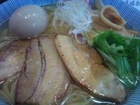 「特製淡麗鶏塩そば（大盛）」@塩つけ麺 灯花の写真