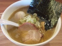 「あごとん醤油ラーメン＋煮玉子」@拉麺熱の写真