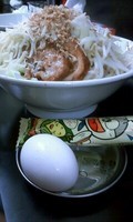 「汁なし（チーズ温玉入り、うまい棒つき） 740円」@ラーメン浜田家の写真