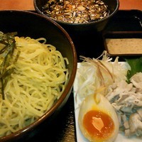 「【冷】　豚冷しゃぶつけ麺」@醤丸の写真