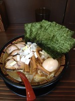 「煮干王ラーメン　950円」@すごい煮干ラーメン凪 渋谷東口店の写真