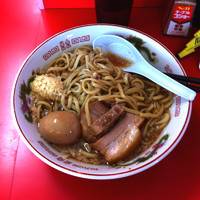 「ラーメン（並）味薄め＋油」@赤ひげラーメンの写真