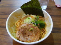 「油そば　大盛（３５０ｇ）　６５０円」@麺や とらの写真