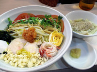 「冷製塩らぁ麺＋ワンタン、800円＋200円」@桜台らぁ麺 美志満の写真