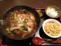 「牛バラ肉そば+小チャーハン定食(¥700)」@創作中華 林家楼別館 はやしやの写真