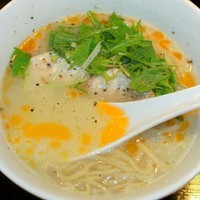 「鶏ポタらあめん（レンコン麺 750円）」@ささりんどうの写真