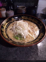 「ラーメン＋ネギ」@元祖博多中州屋台ラーメン 一竜 東久留米店の写真