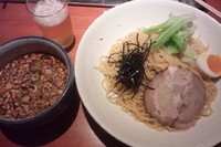 「冷やしガーリックつけ麺」@北海道らーめん 楓 平和島店の写真