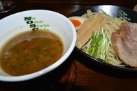 「濃厚魚介系つけ麺（中太麺）（250ｇ）　800円」@No One Style Cafeの写真