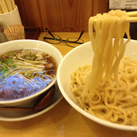 「特製醤油つけ麺」@彩色ラーメン きんせい 総本家 高槻栄町の写真