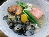 「冷や汁有楽そば　1000円（8月の限定）」@MENYA 食い味の道有楽の写真