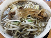 「こってり牛味(ニンニク抜き背脂多め)¥670」@神戸ちぇりー亭 宝塚店の写真