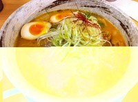 「金の麦味噌 (800円) (+半熟味付け玉子)」@ラーメン専門店 布施 細見商店の写真