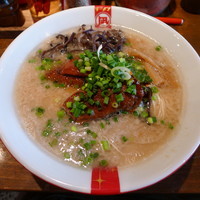 「味玉豚王＋替玉　880＋100＝980円」@ラーメン凪 豚王 大宮店の写真