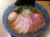 「特製芳醇香味そば（醤油)with mix チャ－」@麺屋 一燈の写真