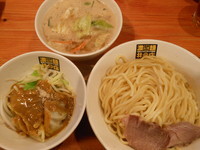「濃菜つけ麺（中盛）＋カレベジ」@濃菜麺 井の庄の写真