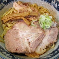 「油そば（普通盛・中盛）￥６００」@秋葉原つけ麺 油そば 楽の写真
