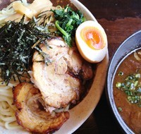 「豚骨つけ麺750円大盛約2玉同額」@濃厚らーめんガツリの写真