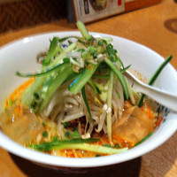 「白胡麻冷し担々麺880円」@新中華食堂 天海の写真