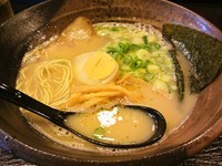 「熟成豚骨らーめん」@ラーメン 壱πの写真