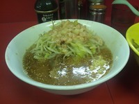 「小ラーメン650円。つけ麺100円。やさいにんにくあぶら。」@ラーメン二郎 茨城守谷店の写真