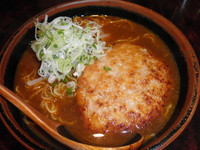 「カレーハンバーグラーメン　８００円」@ブルーメンの写真