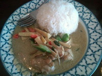 「鶏肉のグリーンカレー(スープ付き)」@ライカノの写真