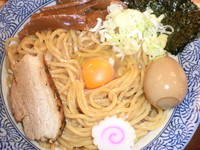「油そば（８５０円）・大盛１００ｇ増し（１００円）」@らぁ麺つけ麺 ふえ木の写真