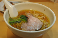 「比内地鶏中華そば」@魂麺の写真