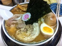 「大勝軒らーめん・中盛」@らーめん 凌駕の写真