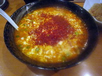 「挽き肉と玉子のピリ辛にんにくラーメン」@麺飯食堂 龍の写真