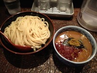 「灼熱つけ麺 極限 中」@つけ麺専門店 三田製麺所 歌舞伎町店の写真