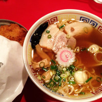 「ミニ気仙沼ラーメン正油 550円」@かもめ食堂の写真