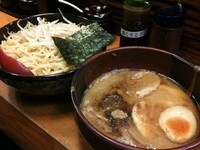 「濃厚みそつけめん 780円＋味玉100円」@竹屋 新秋津店の写真