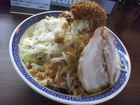 「まぜそば（全トッピング）＋大盛」@山勝角ふじ 京成大久保店の写真