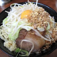 「小ラーメン＋汁なしラーメン￥６５０＋￥１００」@ラーメン二郎 めじろ台法政大学前店の写真