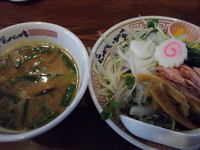 「(五輪麺）ウスターソースを使ったつけ麺」@二代目 にゃがにゃが亭の写真