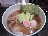 「中華そば醤油700円」@江戸前煮干中華そば きみはん 五反田店の写真