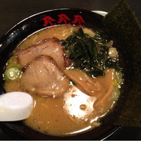 「トンコクラーメン」@ラーメン珍珍珍 鶴見店の写真