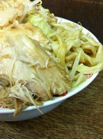 「大らーめん (800円)ヤサイアブラマシ」@蓮爾 さんこま店の写真