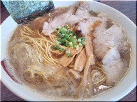 「限定豚トロチャーシュー（醤油）+大盛り」@麺屋 三四郎の写真