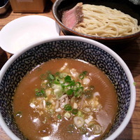 「牛骨つけめんギュギュギュの牛～ 780円」@ラーメン燈郎の写真