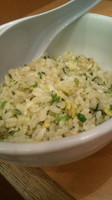 「あじと青高菜のチャーハン（ミニ）２２０円+深夜割増２２円」@長崎ちゃんぽん リンガーハット JRお茶の水店の写真