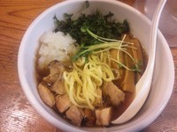 「【8月限定】冷やしぃおろしぃ焦がしぃ　￥780」@鶏の穴の写真