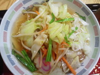 「野菜ラーメン（醤油） 480円」@自然のめぐみ台所 とんとんとんの写真