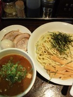 「つけ麺大盛800円、チャーシュー200円、味玉100円」@博多ラーメン権之助の写真