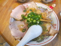 「ラーメン（＋チャーハン）」@桃花春の写真