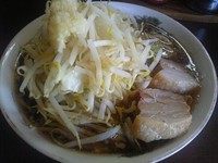 「ラーメン にんにく」@ラーメンこじろう 526 武蔵小杉店の写真