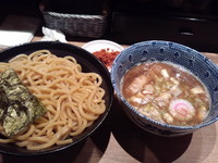 「辛つけめん【800円】」@仁鍛 クロスガーデン川崎店の写真