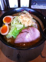 「J郎　ニンニク　味玉」@jun-pey ra-men 成瀬本店の写真
